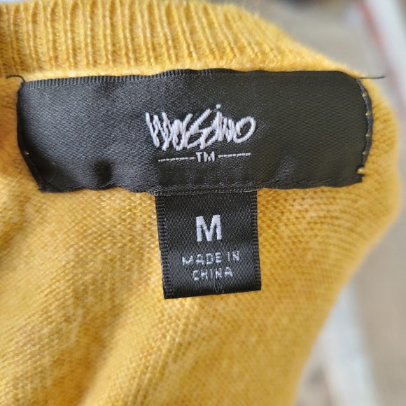 CLEANOUT SALE Mustard Yellow Sweater - Picture 4 of 4